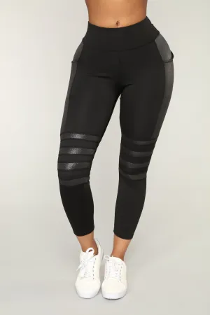 Baylee Performance Leggings - Silver