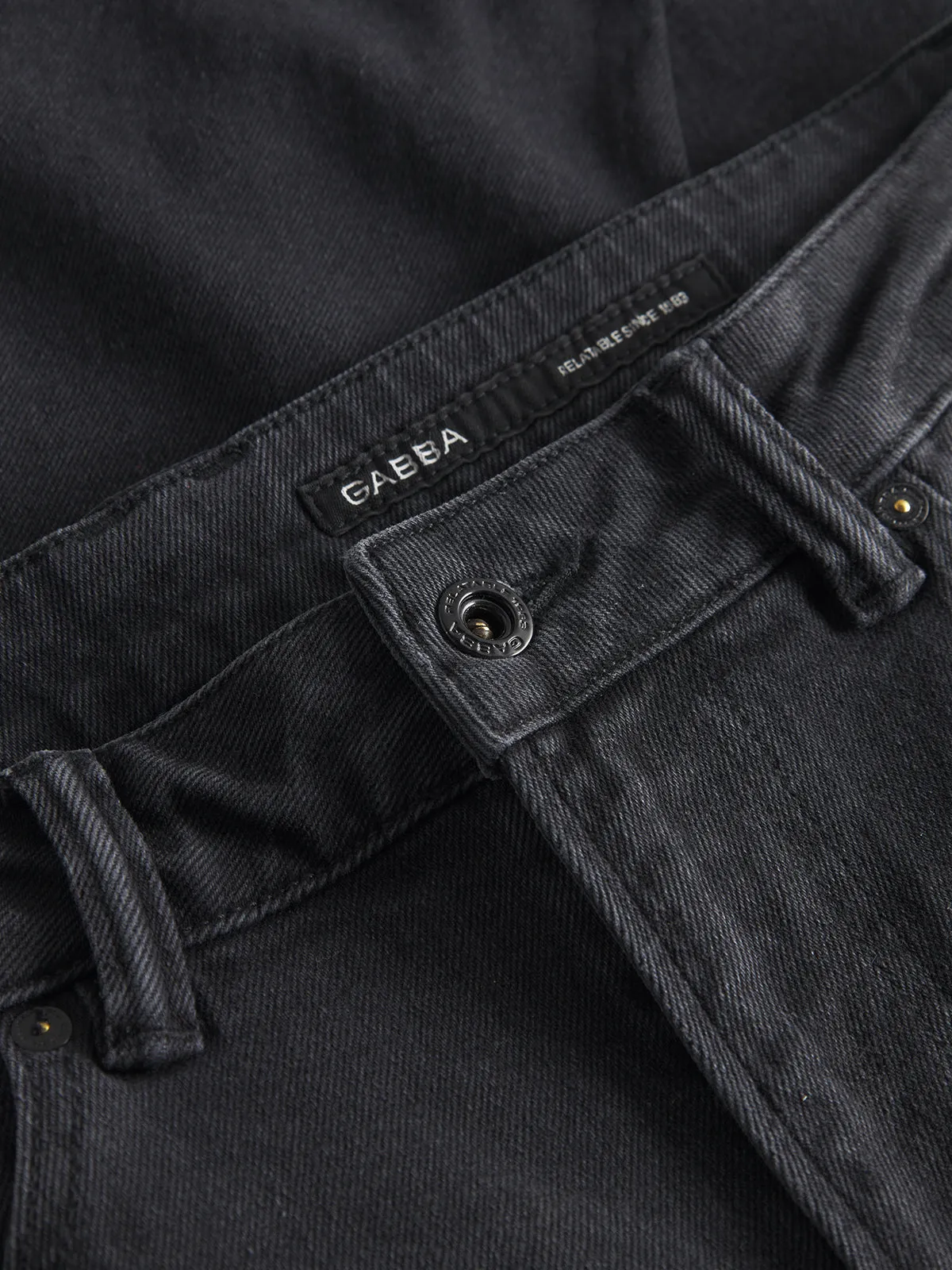 GABBA JEANS CARL LOOSE TAPERED FIT
