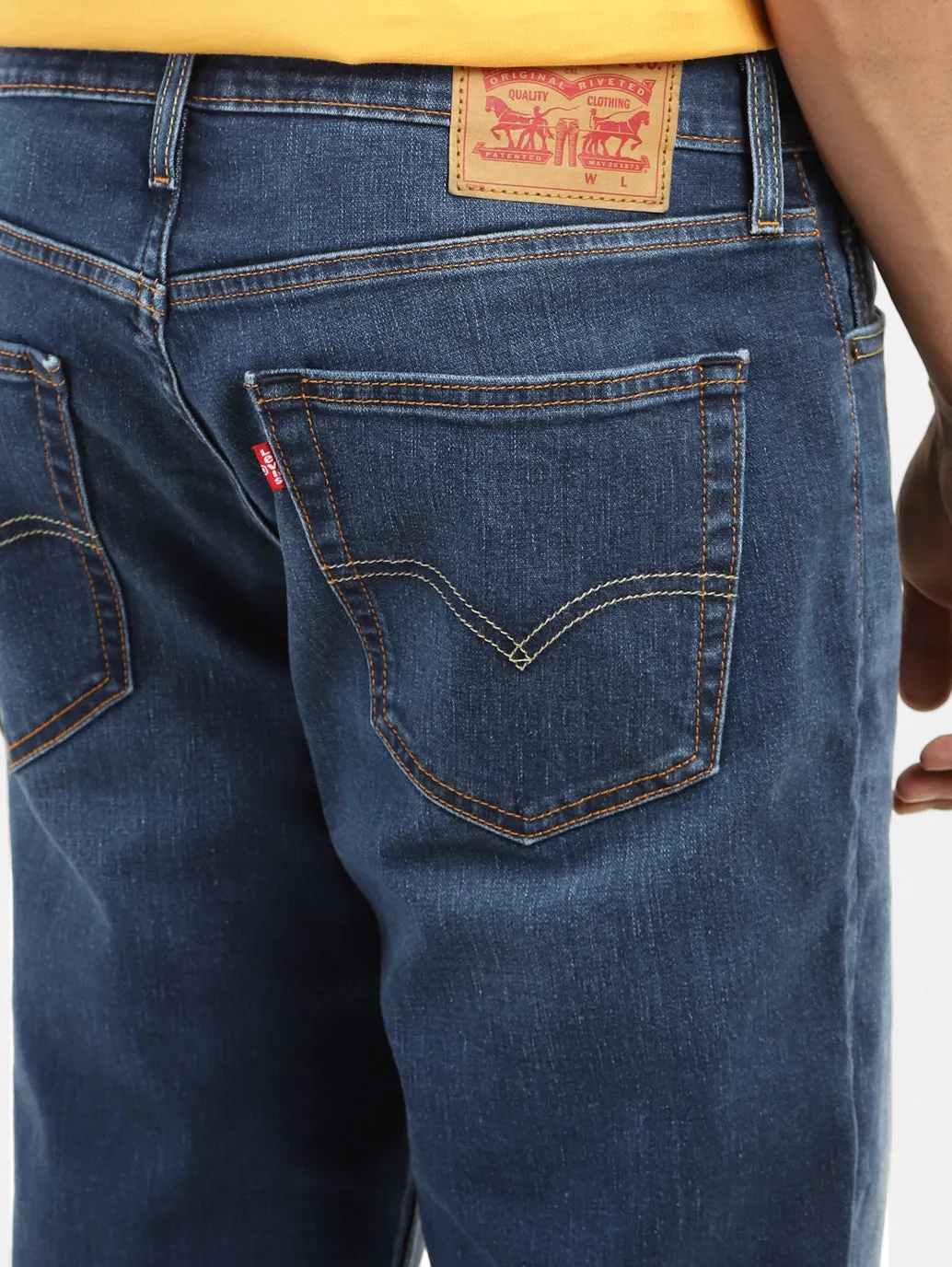 Men's 541 Blue Tapered Fit Mid Rise Jeans
