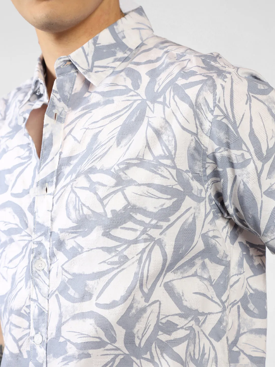 Men's Blue Floral Print Spread Collar Short Sleeves Relaxed Fit Casual Shirt