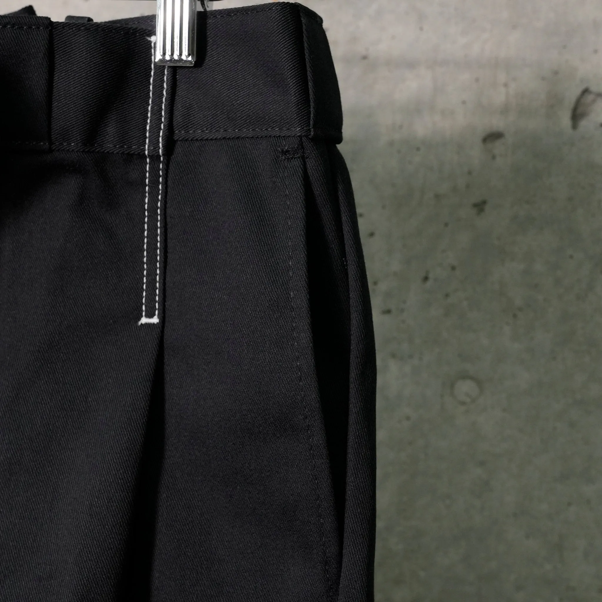 RECONSTRUCTED WORK PANTS / BLACK